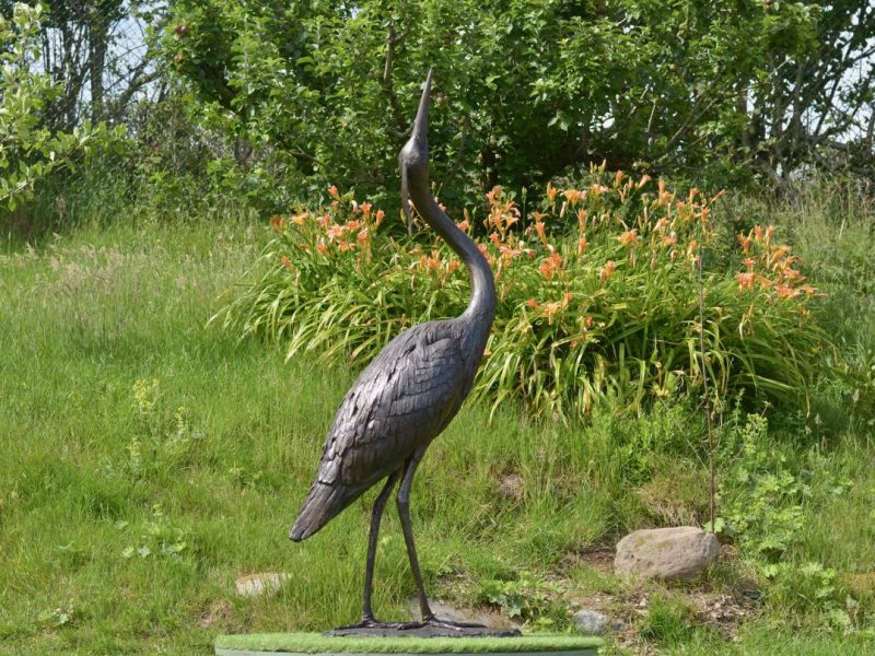 STANDING HERON SCULPTURE