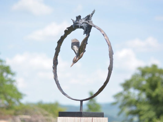 ‘BREAKING THE SURFACE’ KINGFISHER DIVING SCULPTURE