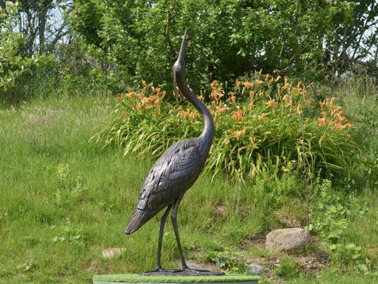STANDING HERON SCULPTURE