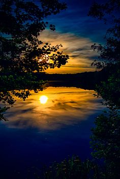Mirror of Dusk